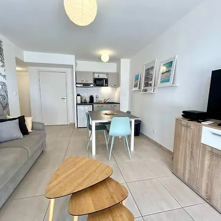 Appartement Spacieux Et Lumineux Dans Résidence à 650m De La