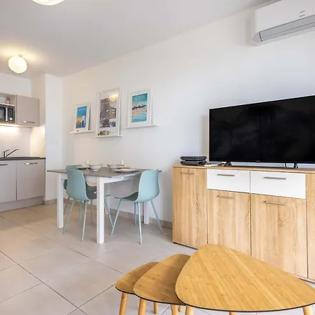 Appartement Spacieux Et Lumineux Dans A 650m De La