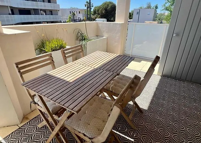 Spacieux Et Lumineux Dans A 650m De La Apartment Sérignan